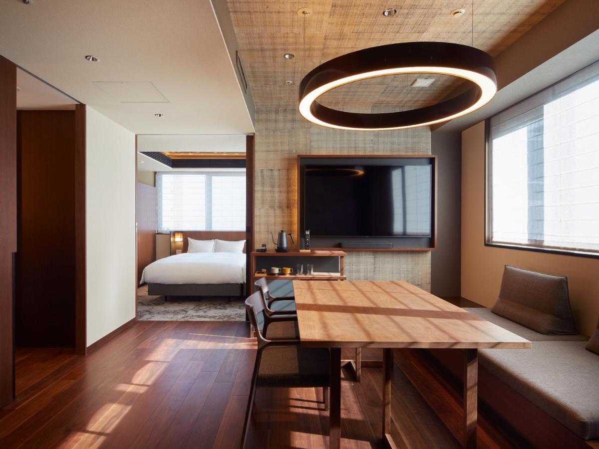 Executive Suite - Non-Smoking,1103548182:JPEG
