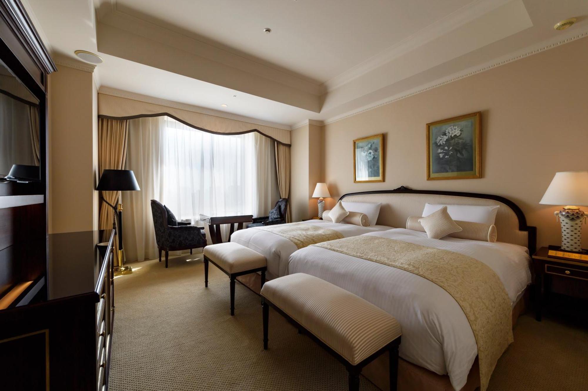 Premium Twin Room Non-Smoking Club Lounge Access,1676753631:JPEG